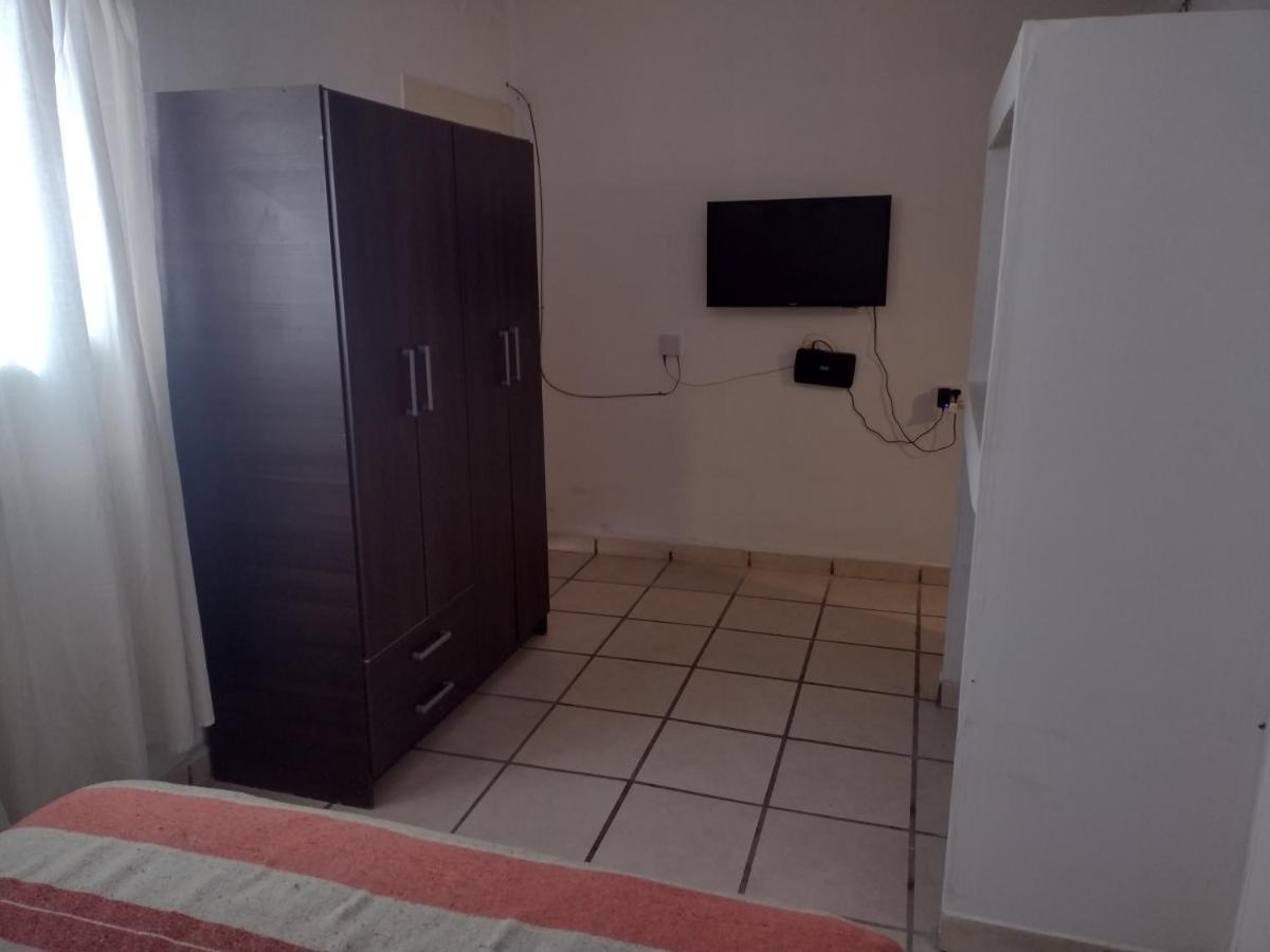 דירות לה ריוחה Departamentos Tierra Colorada מראה חיצוני תמונה